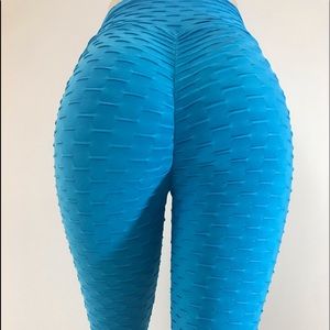 Brazilian Scrunch Butt Leggings- Aquamarine